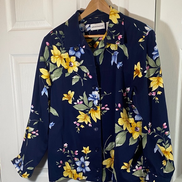 Alfred Dunner Tops - Alfred Dunner Navy Floral Button-Front Shirt with Yellow & Light Blue Blooms